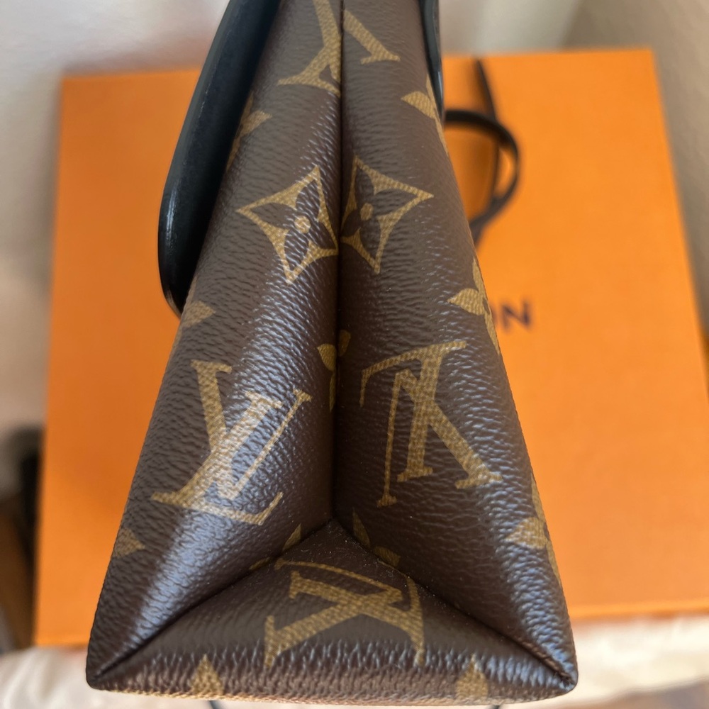 100% Authentic Louis Vuitton Locky BB Purse - Picture 6 of 12